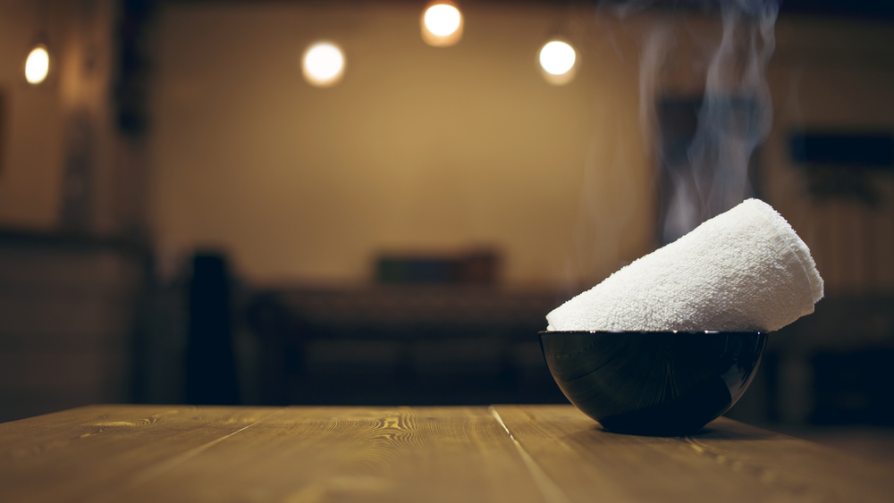 蒸しタオルでスチーム効果 自宅で出来る毛穴の美容法 Nailist Job