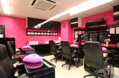 【One Love nails 那覇店】《経験者急募》服装髪型自由◆技術よりも人間性重視で採用!スクール卒大歓迎☆