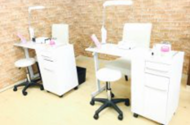 【Eyelash・Nailsalon ales 経堂店】嬉しい完全週休二日制・社保完備・地域密着店舗で働きやすい環境です【経験者急募】