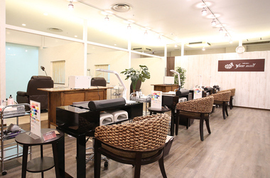 【free nail 梅田店】あなたの<理想の働き方>が叶う場所★【月8~10日、選べる休日&勤務時間】【産休育休】【事業内保育園】女性活躍中♪