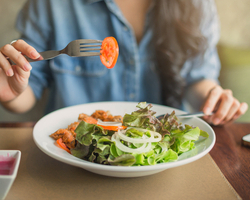 しっかり食べているつもりでも要注意！女性に増えている隠れ栄養不足とは？