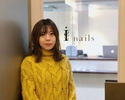 中途入社から店長兼プレスネイリストへ。”やってみたいを形にできる”仕事とは？I-nails group 岩橋結菜さん